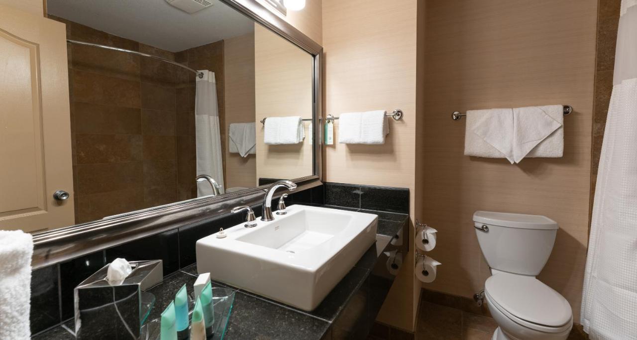 Prestige Inn Golden Εξωτερικό φωτογραφία