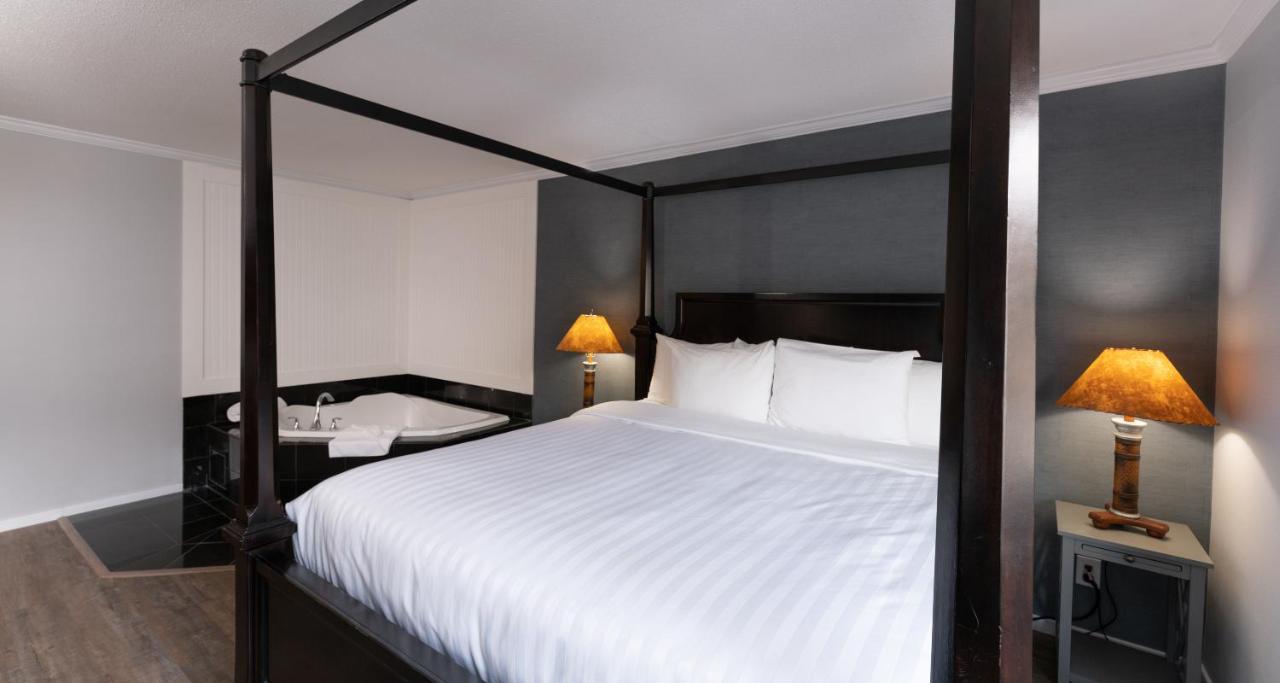 Prestige Inn Golden Εξωτερικό φωτογραφία